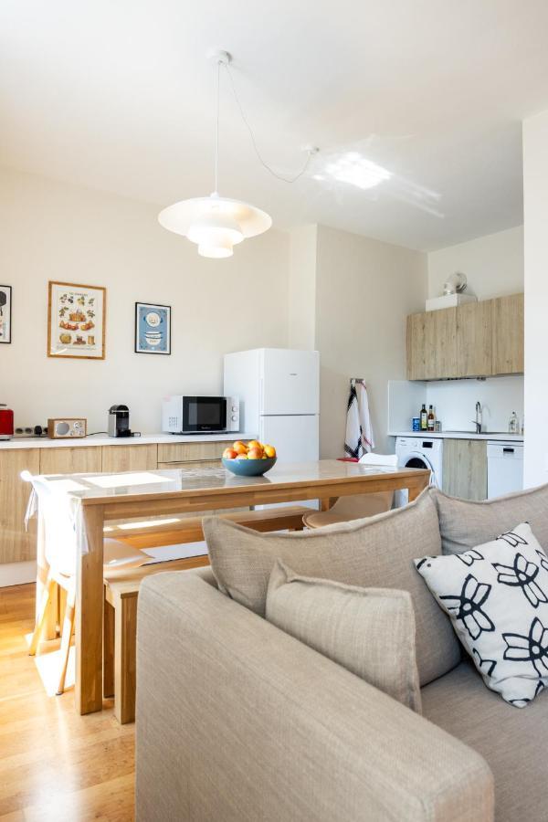 Bel Appartement, Bien Equipe Et Confortable Dans Le Centre Historique Фужер Экстерьер фото